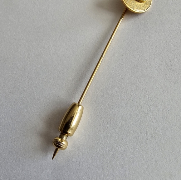 Vintage BMA stickpin gold tone stick pin tie lapel cravat round circle brooch - Picture 12 of 16